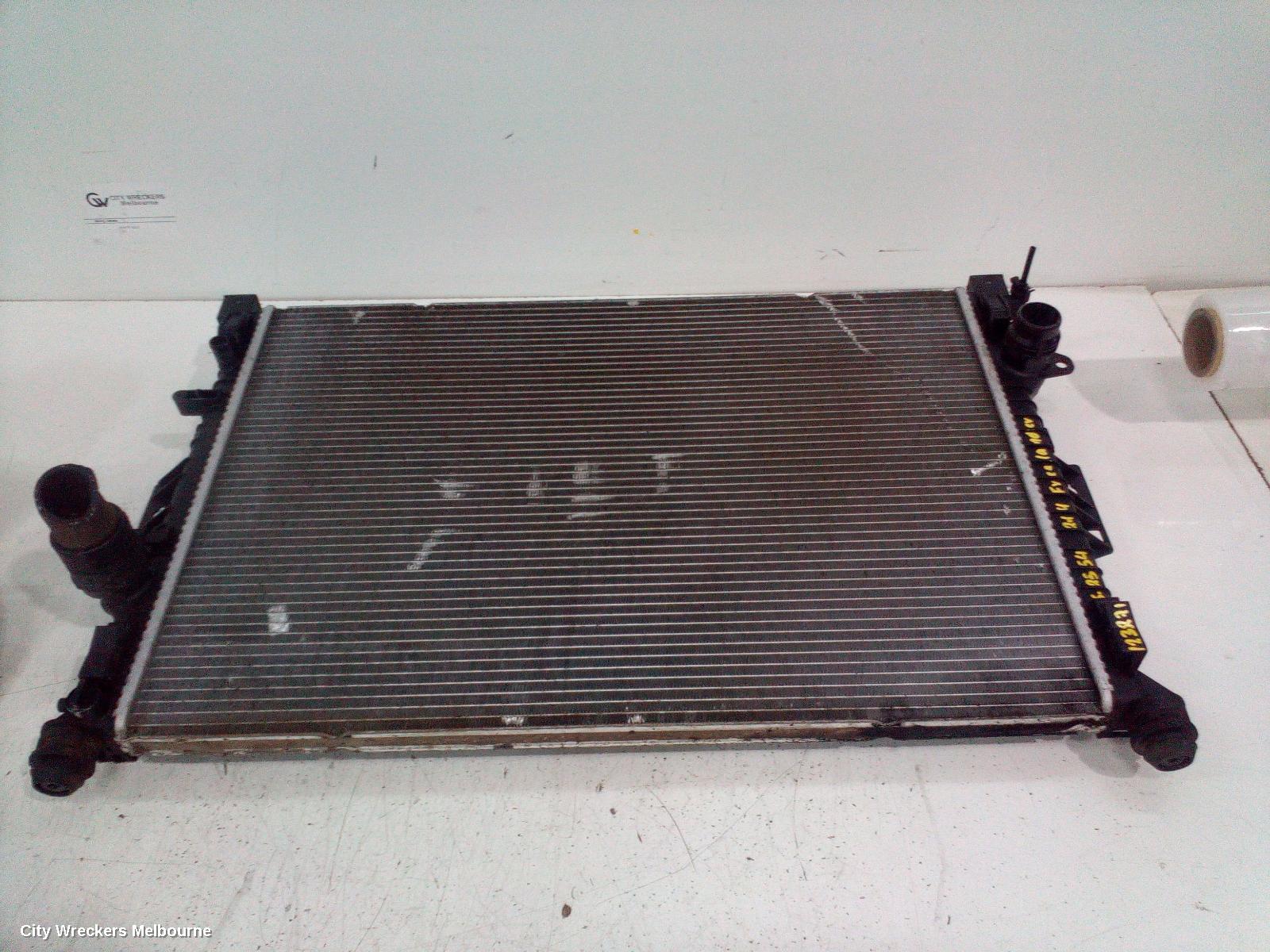 LAND ROVER FREELANDER RADIATOR, AUTO, 2.2, DIESEL, TURBO, LF2, 06/2007 - 12/2014 - Image 3