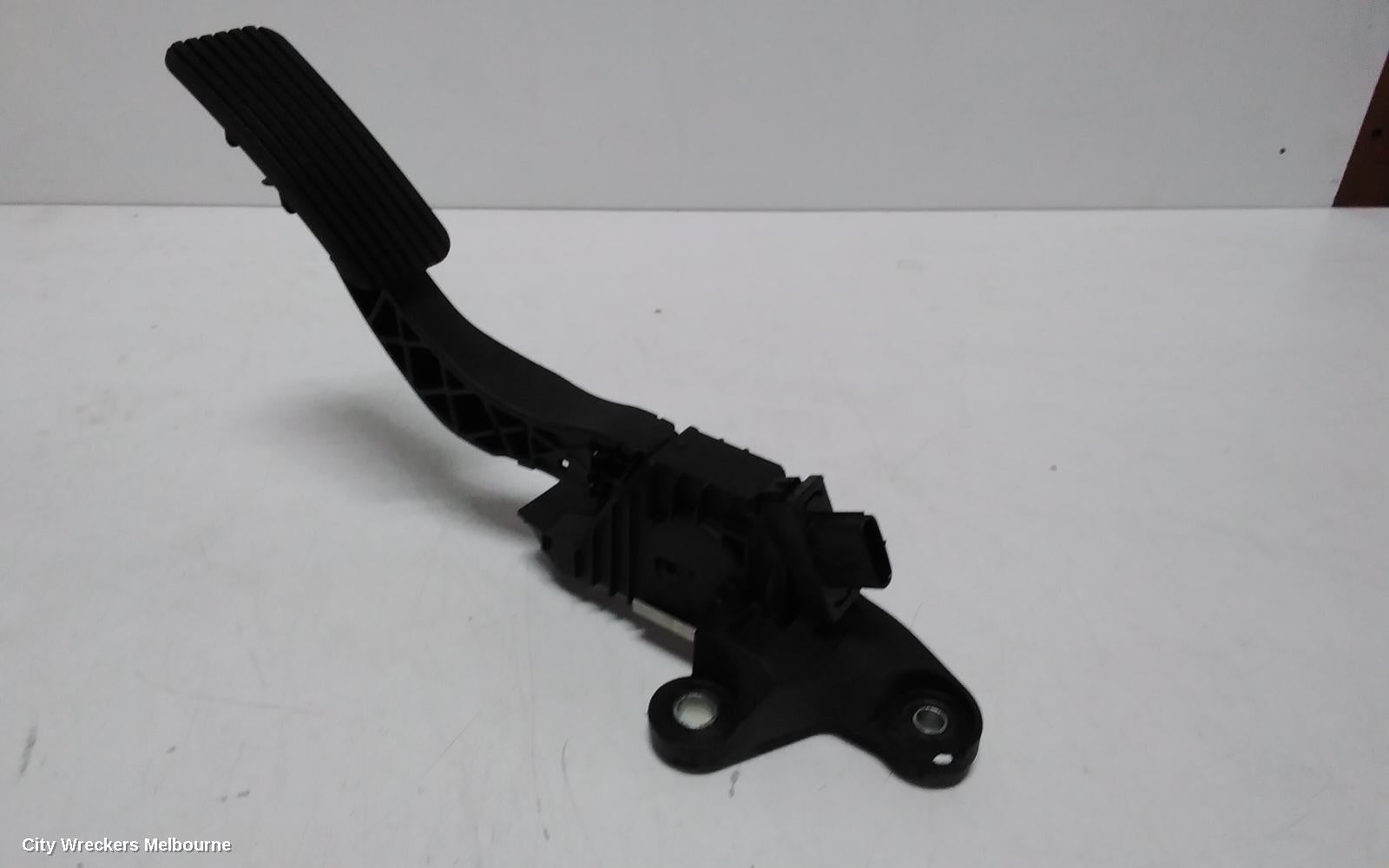 KIA CERATO PEDAL ASSEMBLY, ACCELERATOR PEDAL, BD, 04/2018 ONWARDS - Image 2