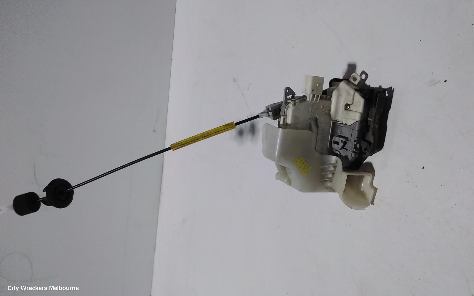 AUDI Q5 DOOR/BOOT/GATE LOCK, RIGHT FRONT DOOR LOCK, 8R, DUAL ROW (7 PIN), P/N 8J2837016C, 11/2009 - 01/2017 - Image 1