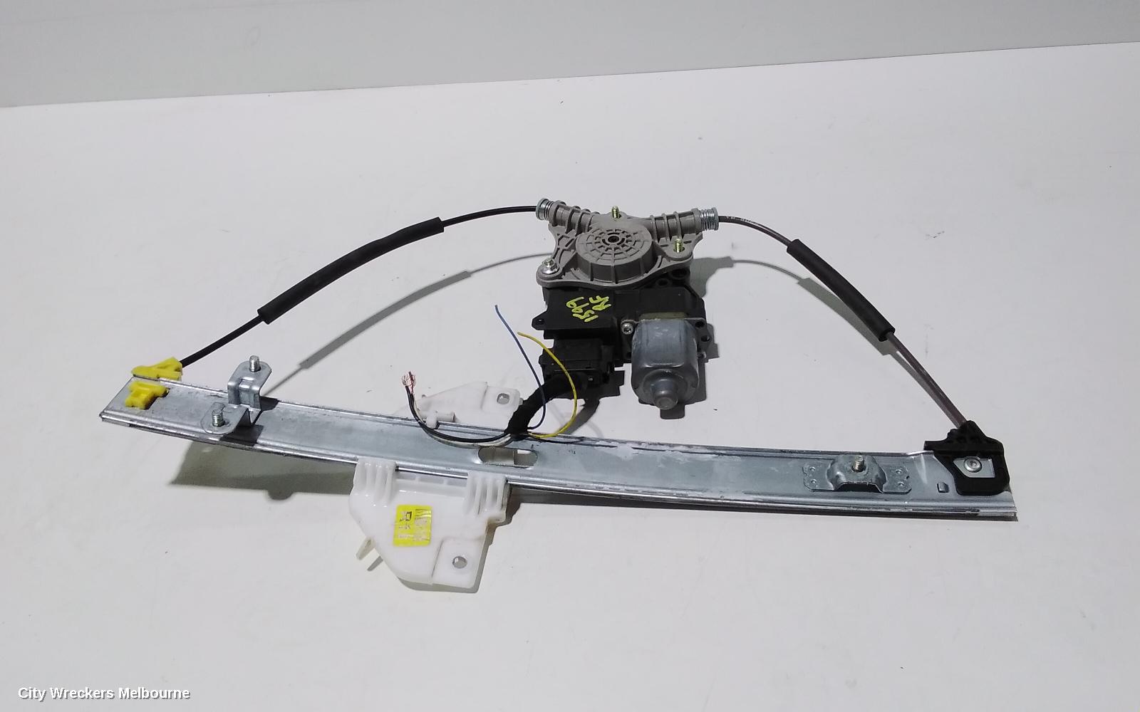 KIA RIO RIGHT FRONT WINDOW REG/MOTOR, YB, 12/2016 - 06/2023 - Image 1