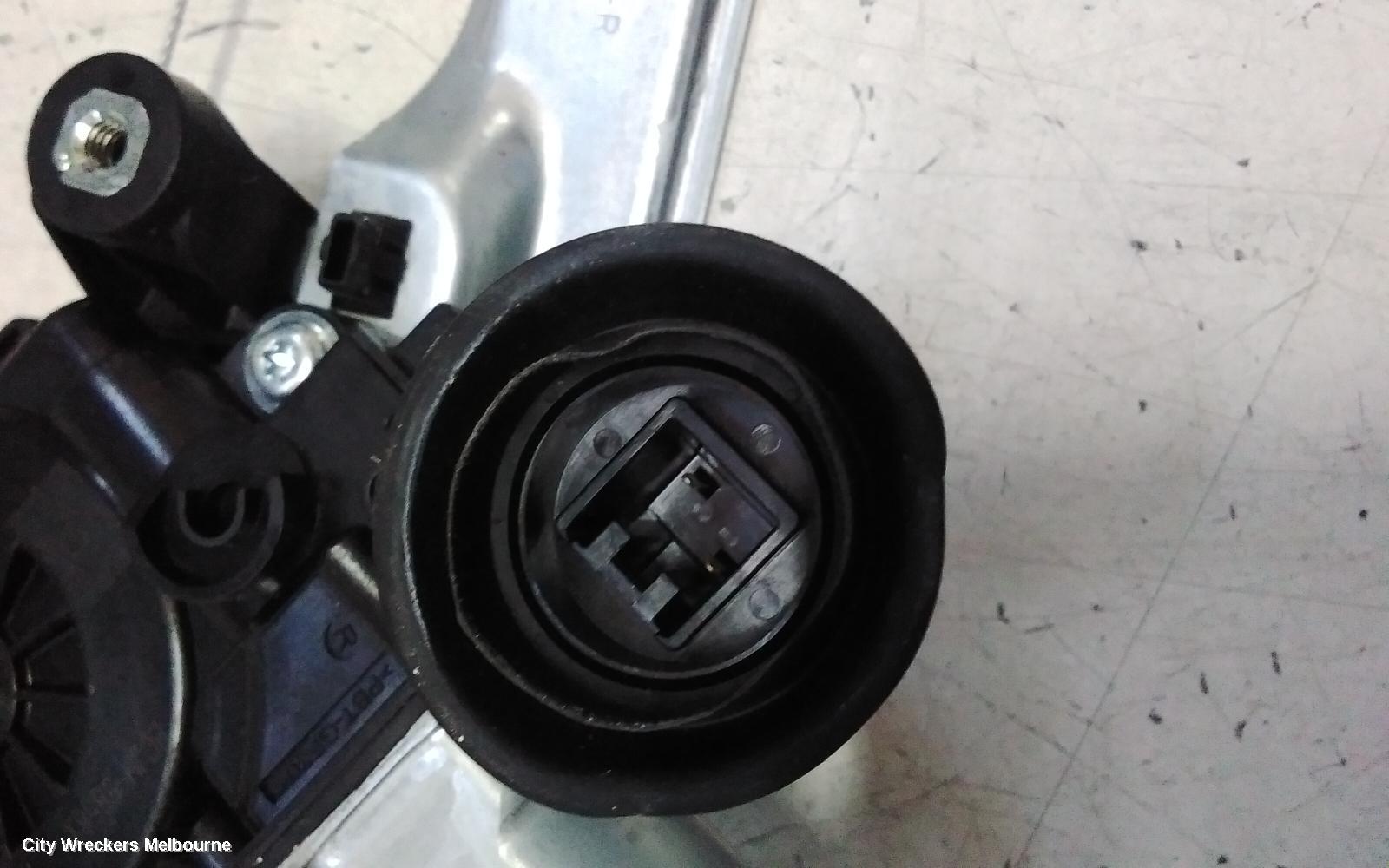 MAZDA 3 RIGHT FRONT WINDOW REG/MOTOR, REG ASSY (REG AND MOTOR), BP, 03/2019 ONWARDS - Image 3