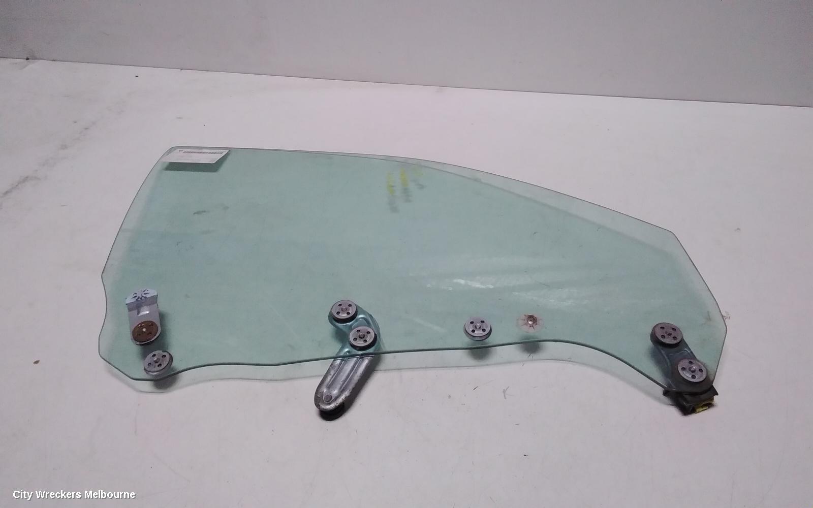 SUBARU IMPREZA RIGHT FRONT DOOR WINDOW, HATCH, 10/2000 - 04/2007 - Image 3