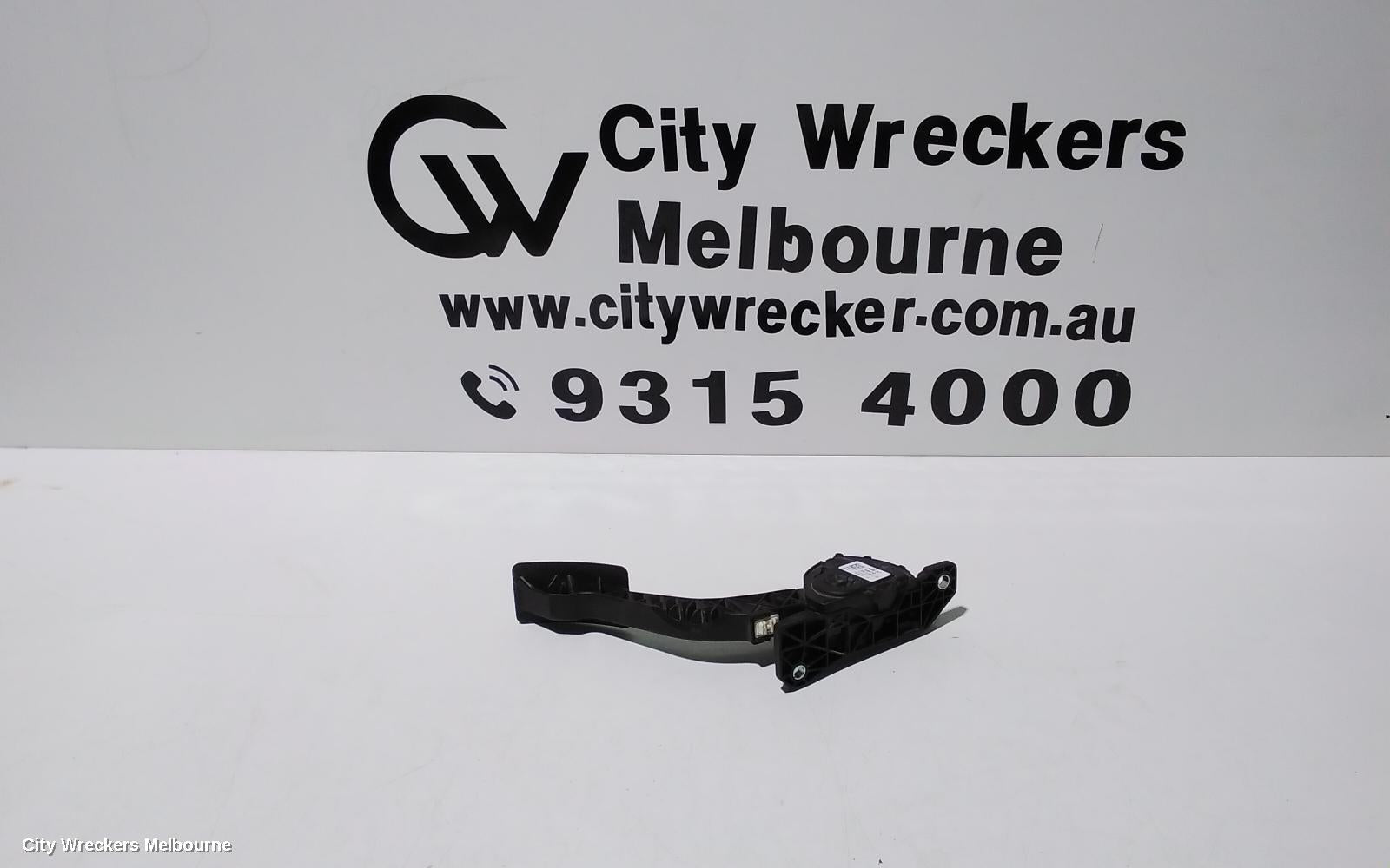 MITSUBISHI TRITON PEDAL ASSEMBLY, ACCELERATOR PEDAL (FLY BY WIRE), MQ-MR, 03/2015 - 10/2023 - Image 1