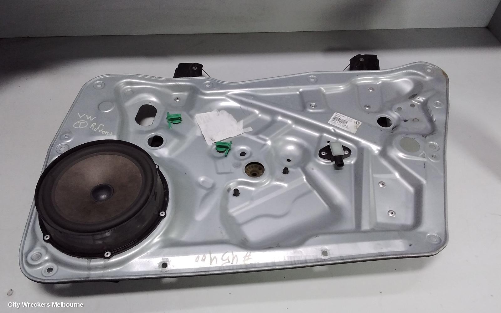 VOLKSWAGEN TIGUAN RF WINDOW REGULATOR - Image 2