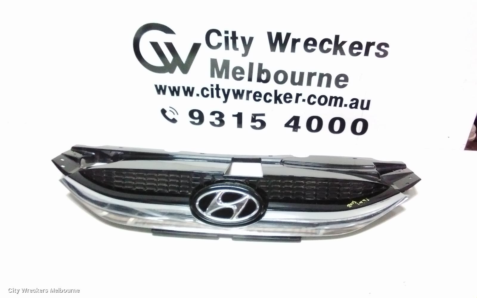 HYUNDAI IX35 GRILLE, RADIATOR GRILLE, LM SERIES, SE/TROPHY, 10/2013 - 01/2016 - Image 2