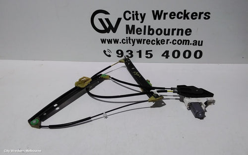 AUDI A1 RIGHT FRONT WINDOW REG/MOTOR, 8X, 5DR HATCH, 03/2012 - 10/2018 - Image 1