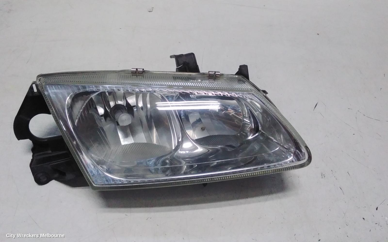 NISSAN PULSAR RIGHT HEADLAMP, N16, HATCH, SEPARATE H/LAMP + C/LIGHT, 06/2001 - 07/2003 - Image 2