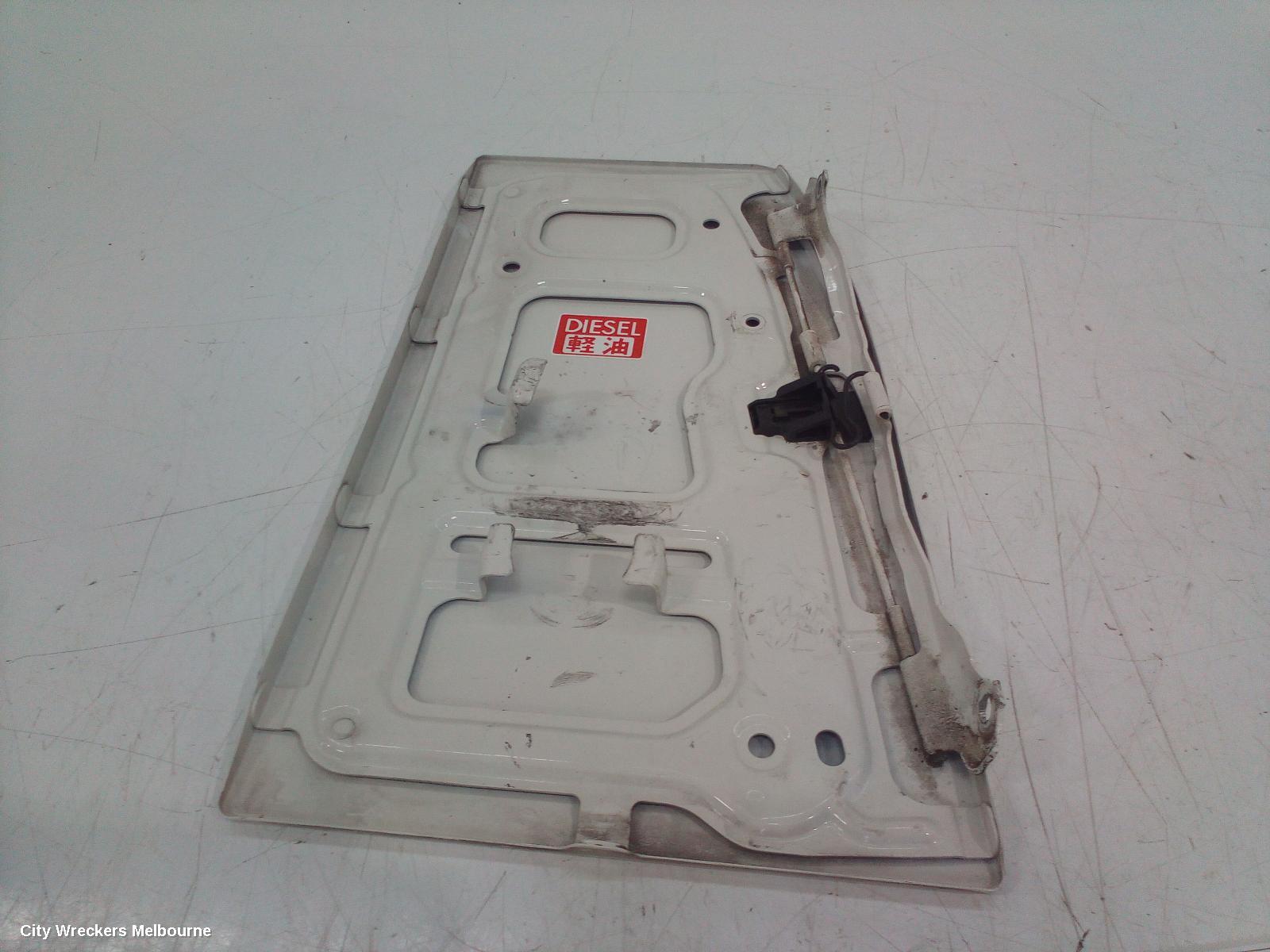 TOYOTA HIACE FUEL FILTER HOUSING, 300 SERIES, 02/2019 ONWARDS - Image 3