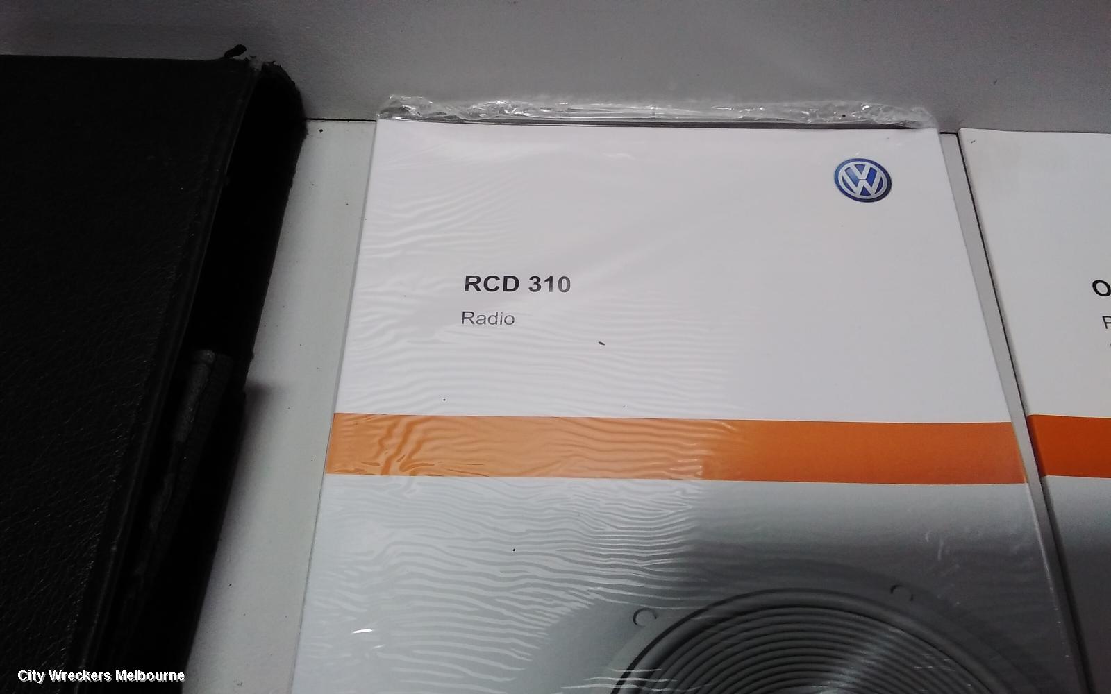VOLKSWAGEN JETTA OWNERS HANDBOOK, 1B, PETROL, 02/2011 - 12/2017 - Image 2