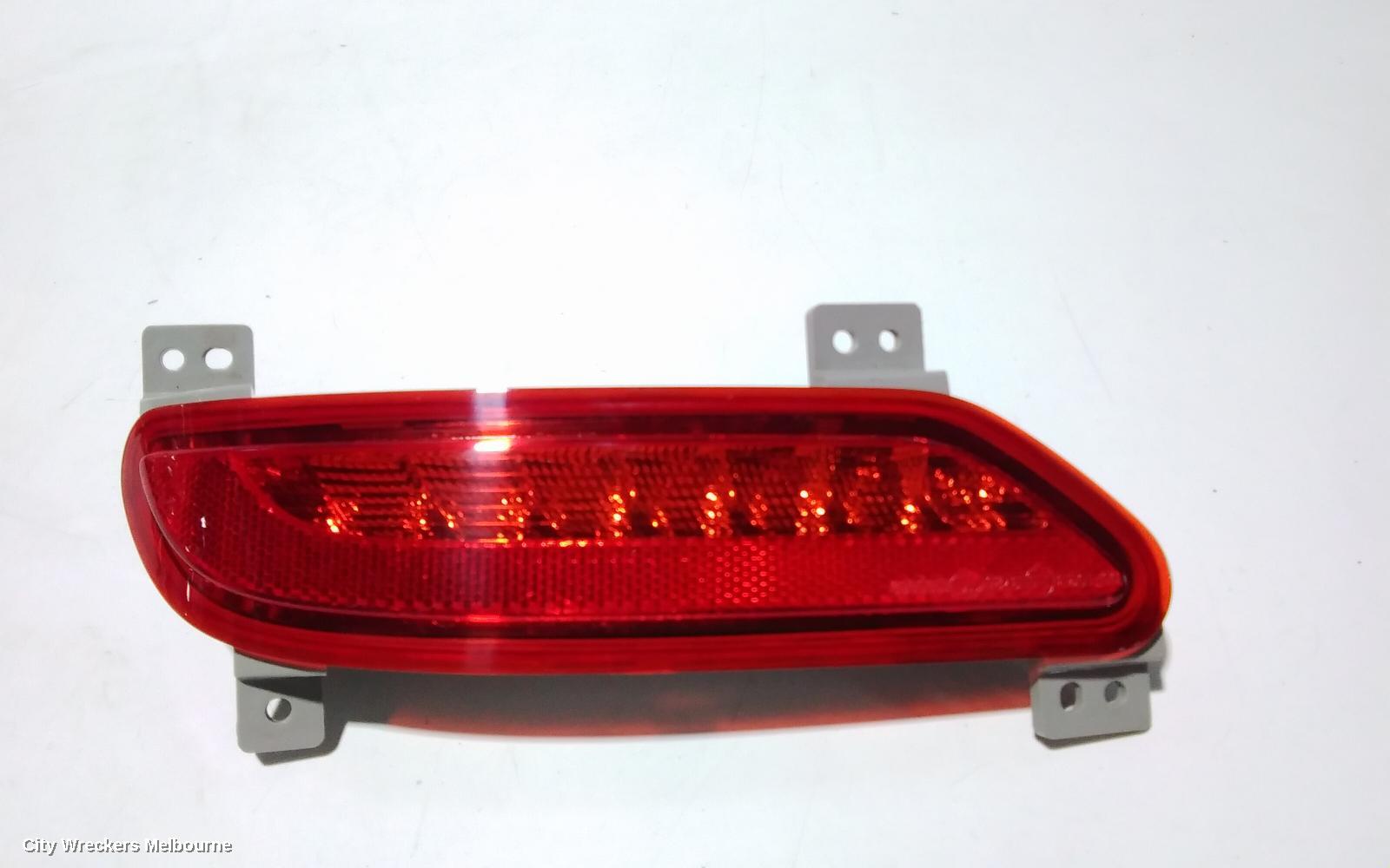 HOLDEN CAPTIVA RIGHT TAILLIGHT, CG, CAPTIVA 7, (VIN KL3C), BUMPER REFLECTOR, 10/2015 - 06/2018 - Image 2