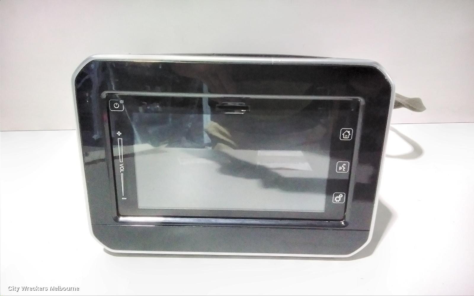 SUZUKI IGNIS RADIO/CD/DVD/SAT/TV, DISPLAY UNIT, 7IN TOUCH SCREEN, SAT NAV TYPE, MF, 11/2016 ONWARDS - Image 2