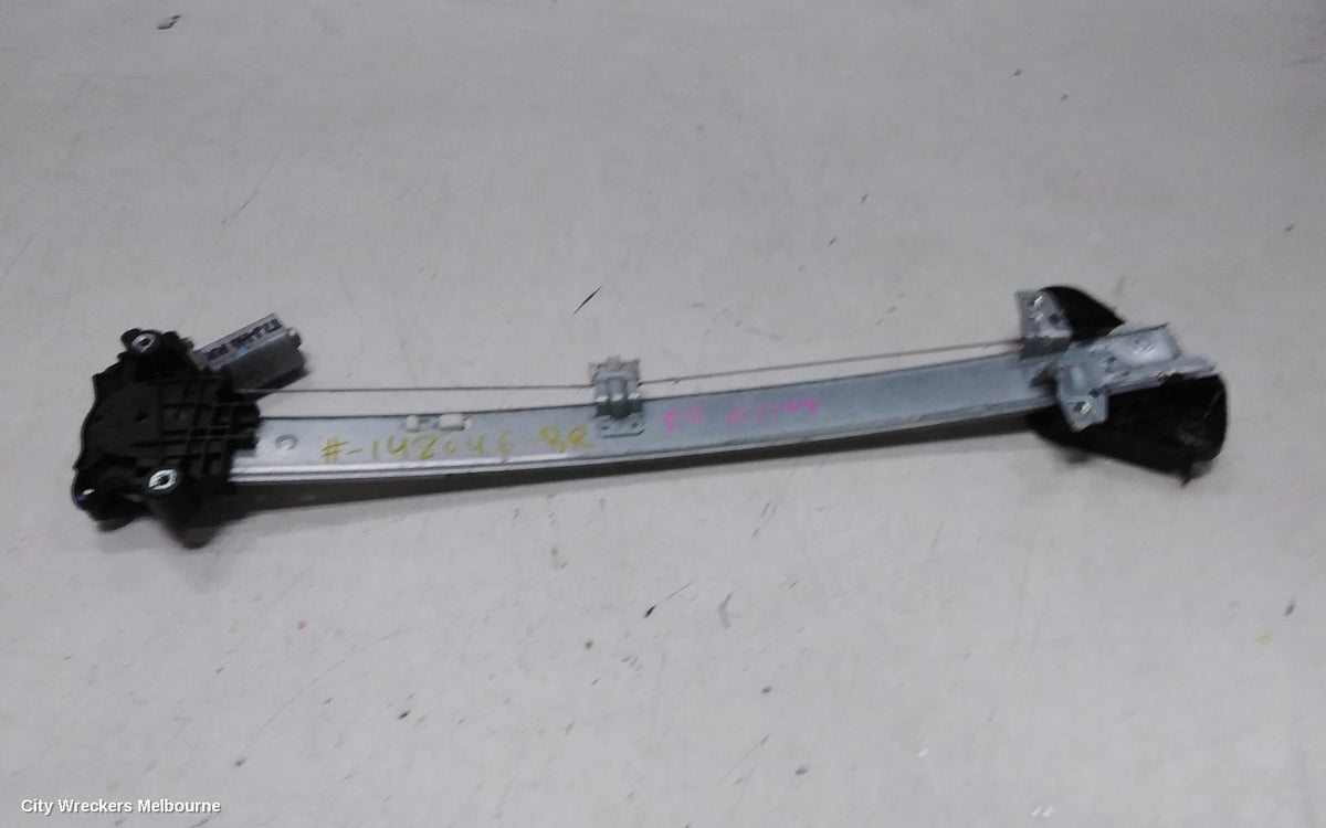 HONDA HRV RIGHT REAR WND REG/MOTOR, RU, DOOR REG ASSY (REG AND MOTOR), VTI/VTI-S, 2 PIN, 12/2014 - 10/2021 - Image 2