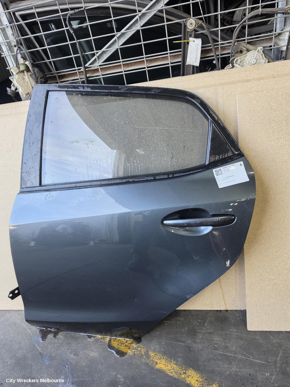 MAZDA 2 LEFT REAR DOOR/SLIDING, HATCH, DE SERIES, 09/2007 - 09/2014 - Image 2