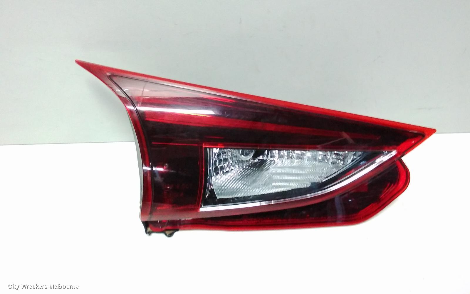 MAZDA 3 REAR GARNISH, TAILGATE LAMP (LH SIDE), LED TYPE, BM-BN, 11/2013 - 02/2019 - Image 2