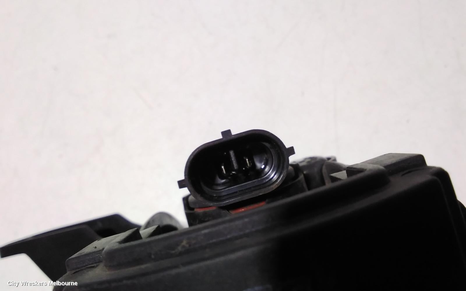 HOLDEN CRUZE LEFT INDICATOR/FOG/SIDE, BUMPER FOGLAMP, JG-JH, 03/2009 - 12/2014 - Image 2