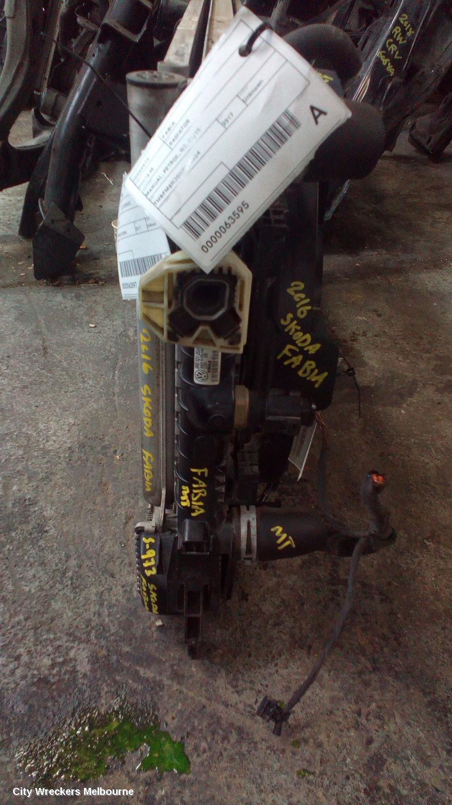 SKODA FABIA RADIATOR, MANUAL, PETROL, NJ, 01/2015 ONWARDS - Image 3