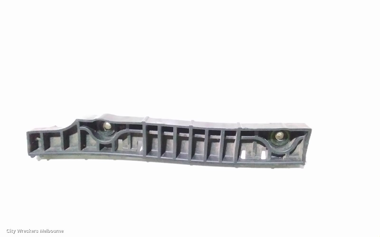 HYUNDAI I20, PB 04/2010 - 12/2015, RHF BAR BRACKET: 2717 - Image 3