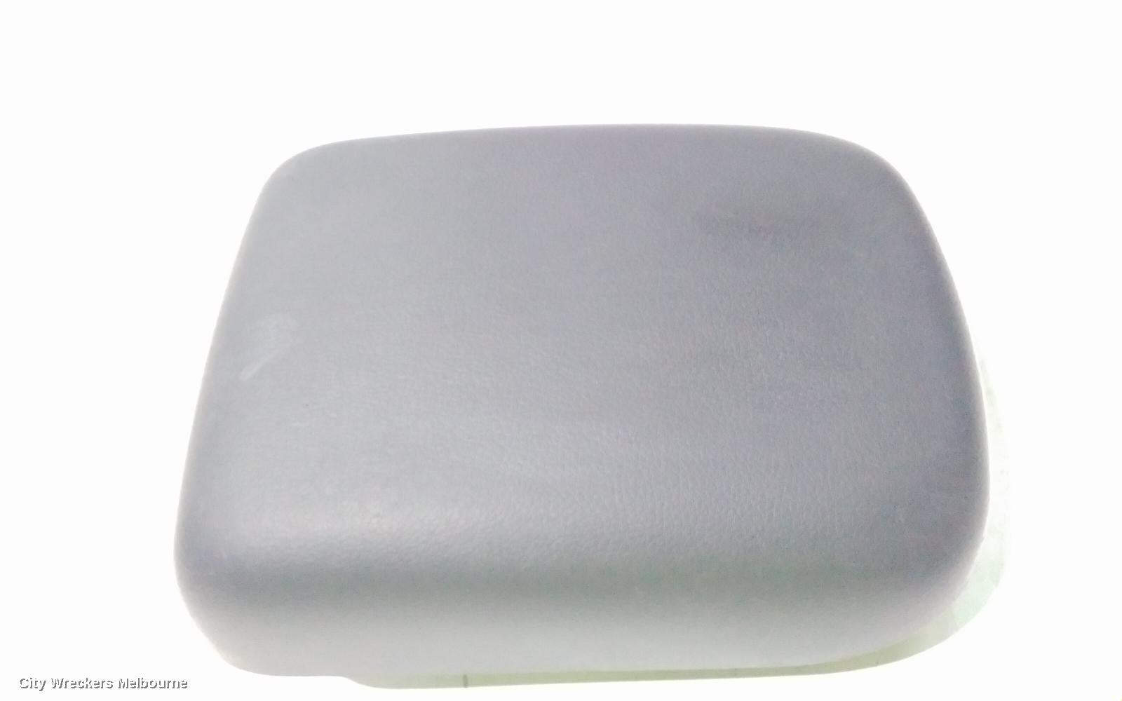 MITSUBISHI TRITON CONSOLE, CENTRE CONSOLE LID ONLY, PLASTIC, BLACK, MQ-MR, 03/2015 - 10/2023 - Image 3
