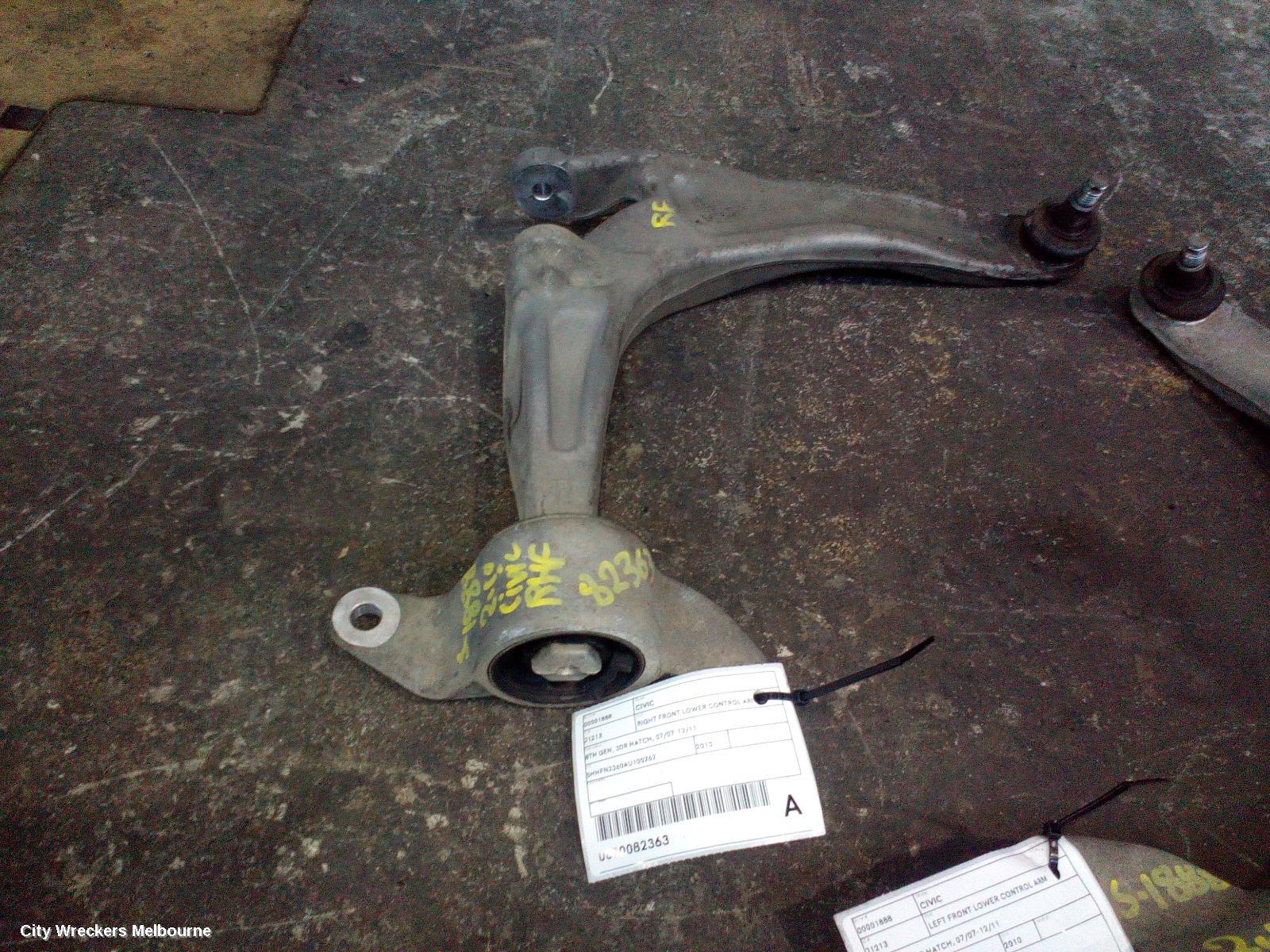 HONDA CIVIC RIGHT FRONT LOWER CONTROL ARM, 8TH GEN, 3DR HATCH, 07/2007 - 12/2011 - Image 1