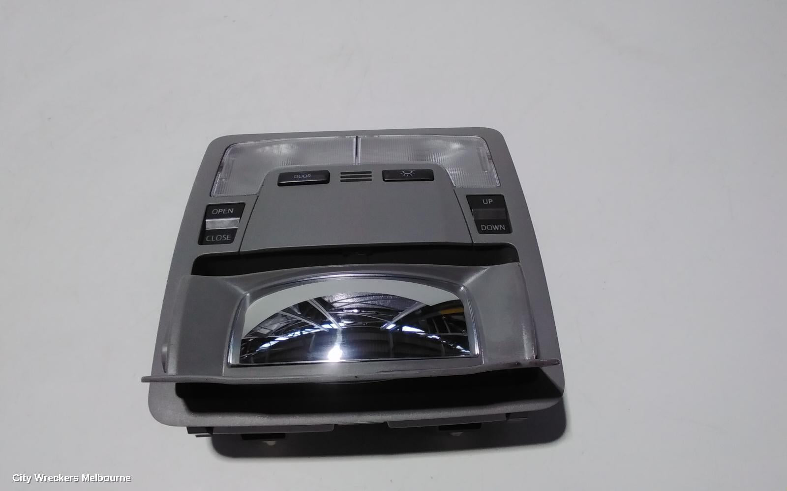 TOYOTA KLUGER COURTESY LIGHT, XU50 SERIES, 03/2014 - 02/2021 - Image 2
