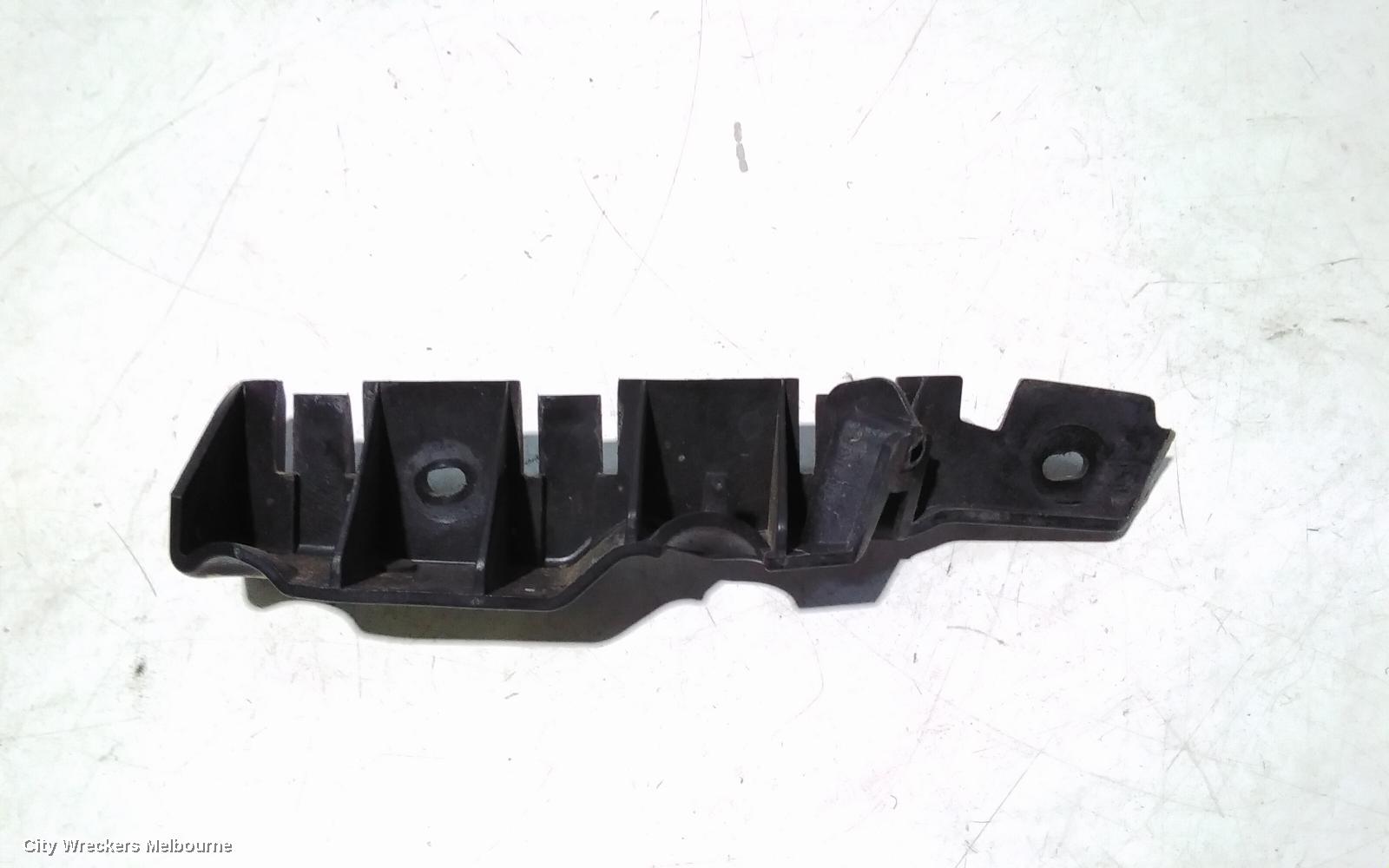 AUDI A3, 8P, 06/2004 - 02/2013, LHF BAR SLIDER: 94086 - Image 2