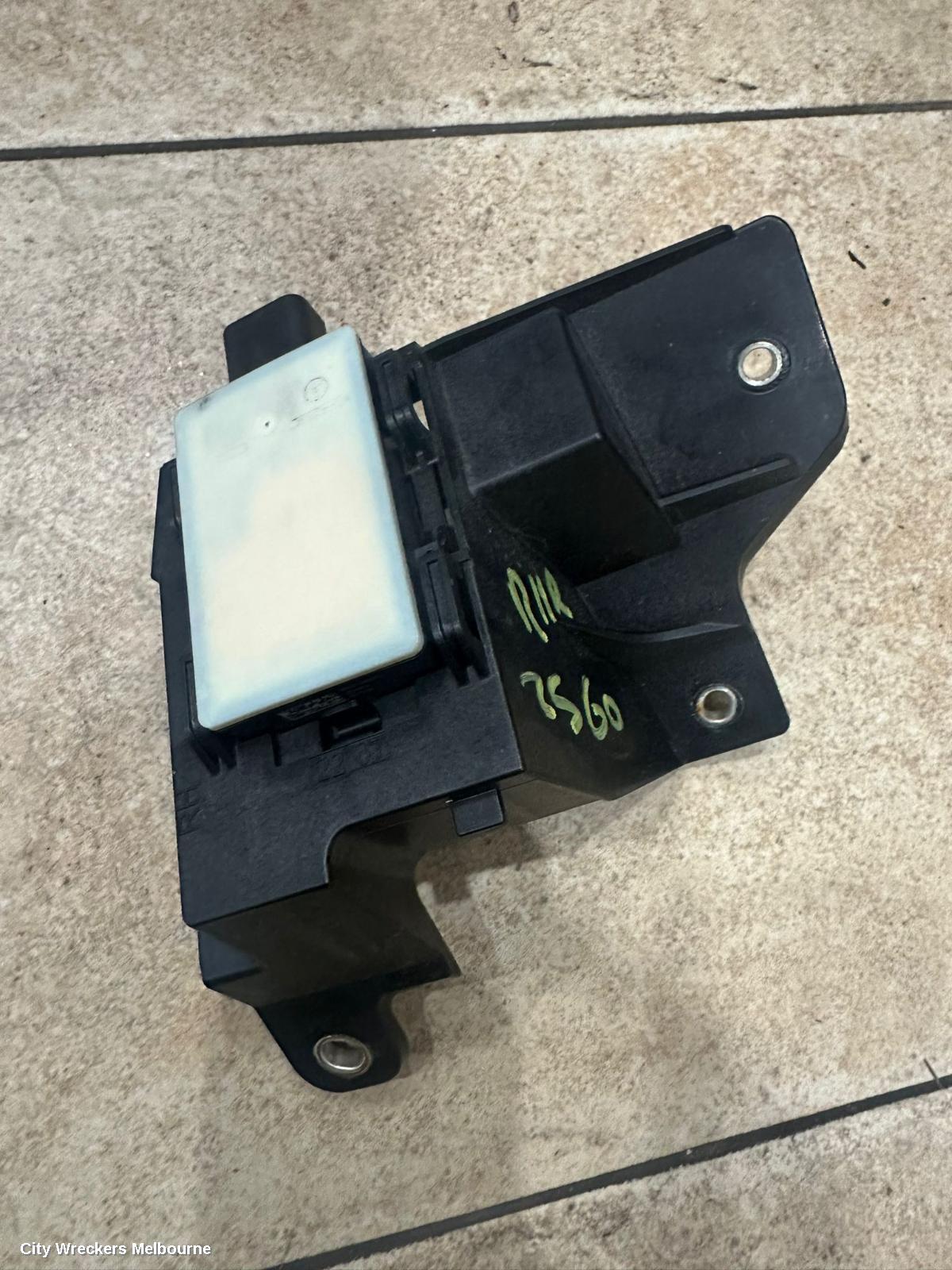 KIA CARNIVAL/GRAND CARNIVAL, KA4, 10/2020 ONWARDS, RIGHT BLIND SPOT MODULE / P/N HKMC 99150-R0000: 118381 - Image 2