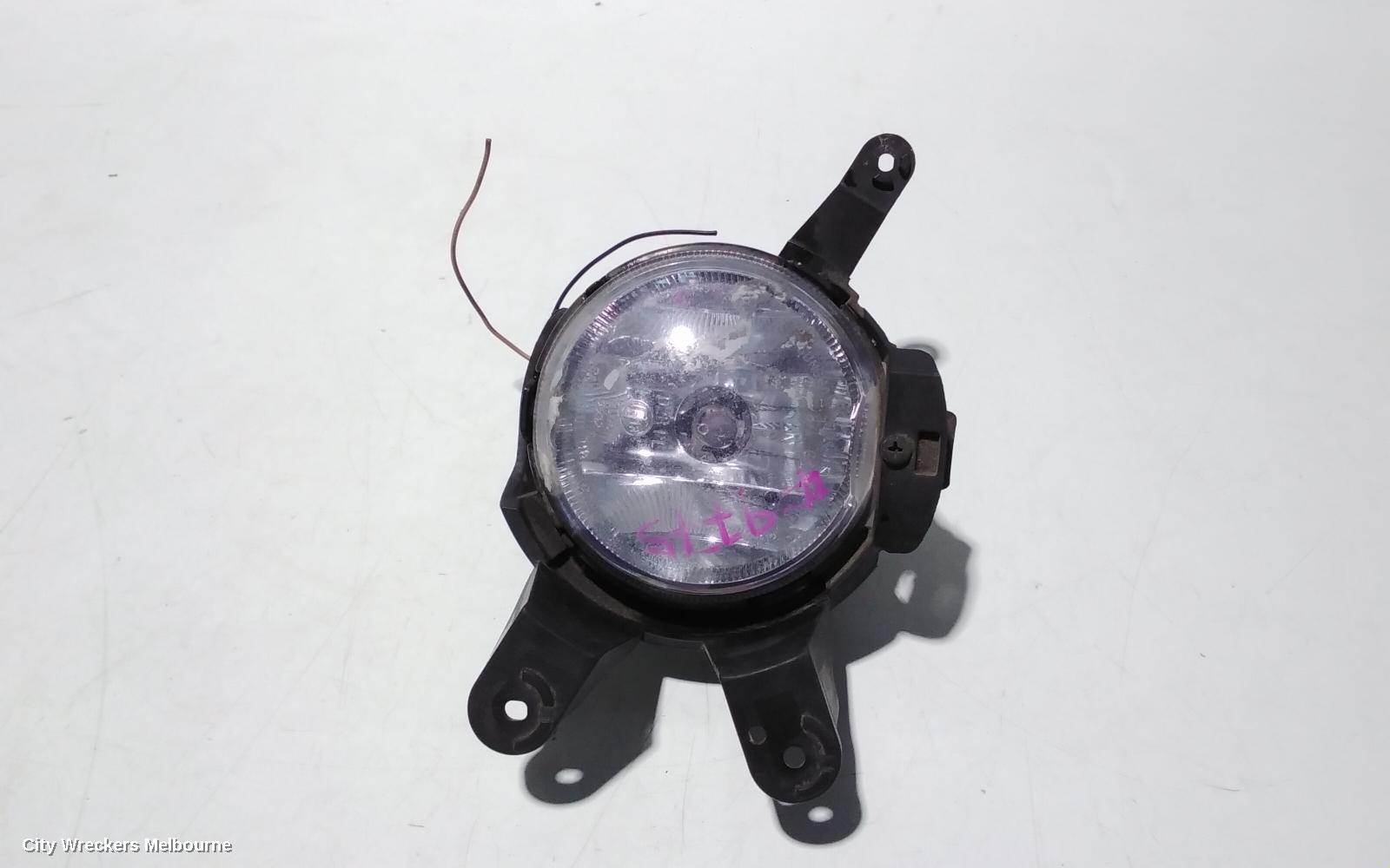HOLDEN CRUZE RIGHT INDICATOR/FOG/SIDE, BUMPER FOGLAMP, JG-JH, 03/2009 - 12/2014 - Image 1