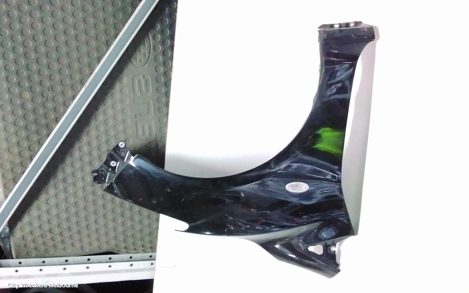 MAZDA 2 RIGHT GUARD, DE SERIES, HATCH, NEO/MAXX, 09/2007 - 04/2010 - Image 2