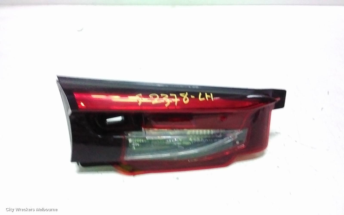 MAZDA CX8 REAR GARNISH, TAILGATE LAMP (LH SIDE), KG, 05/2018 - 10/2022 - Image 2
