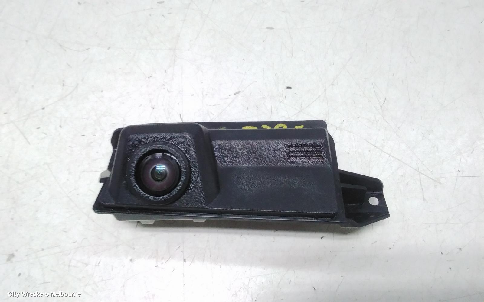 LAND ROVER RANGEROVER EVOQUE REVERSE CAMERA, REVERSE CAMERA (TAILGATE HANDLE MOUNTED), NON SURROUND VIEW TYPE, L538, 11/2011 - 01/2019 - Image 1