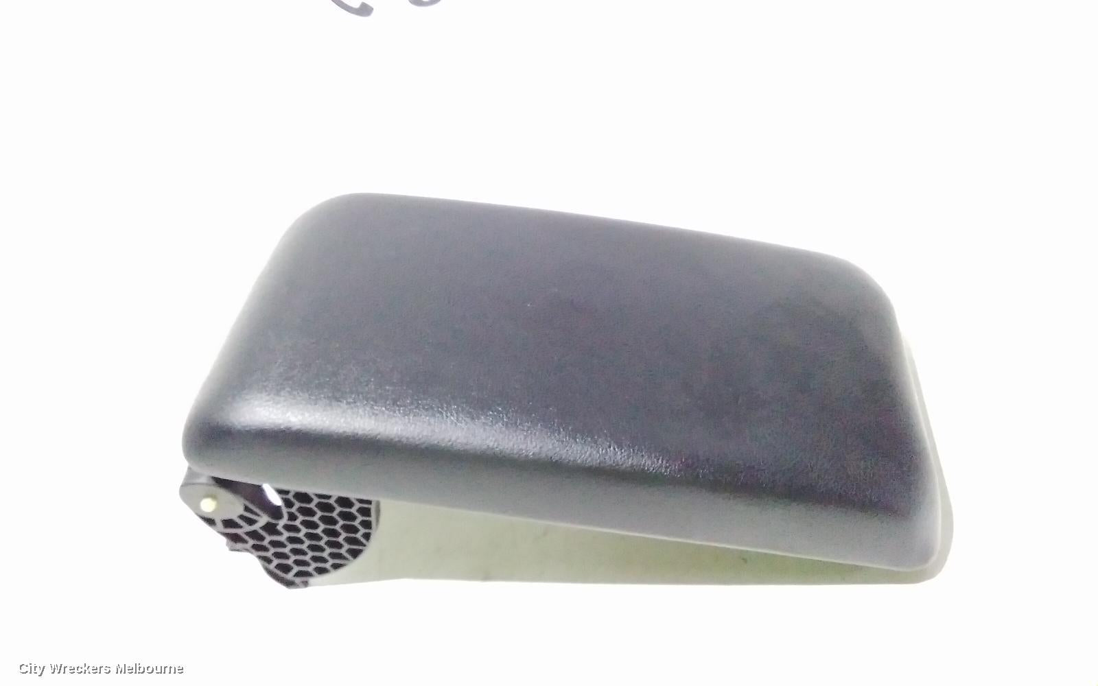 TOYOTA AURION CONSOLE, GSV50R, 02/2012 - 08/2017 - Image 2