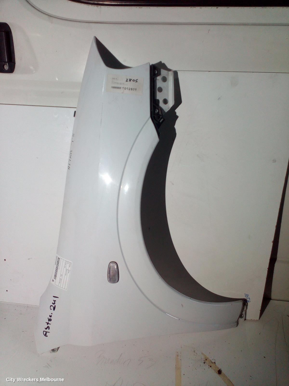 HOLDEN ASTRA RIGHT GUARD, TS, 08/1998 - 10/2006 - Image 1
