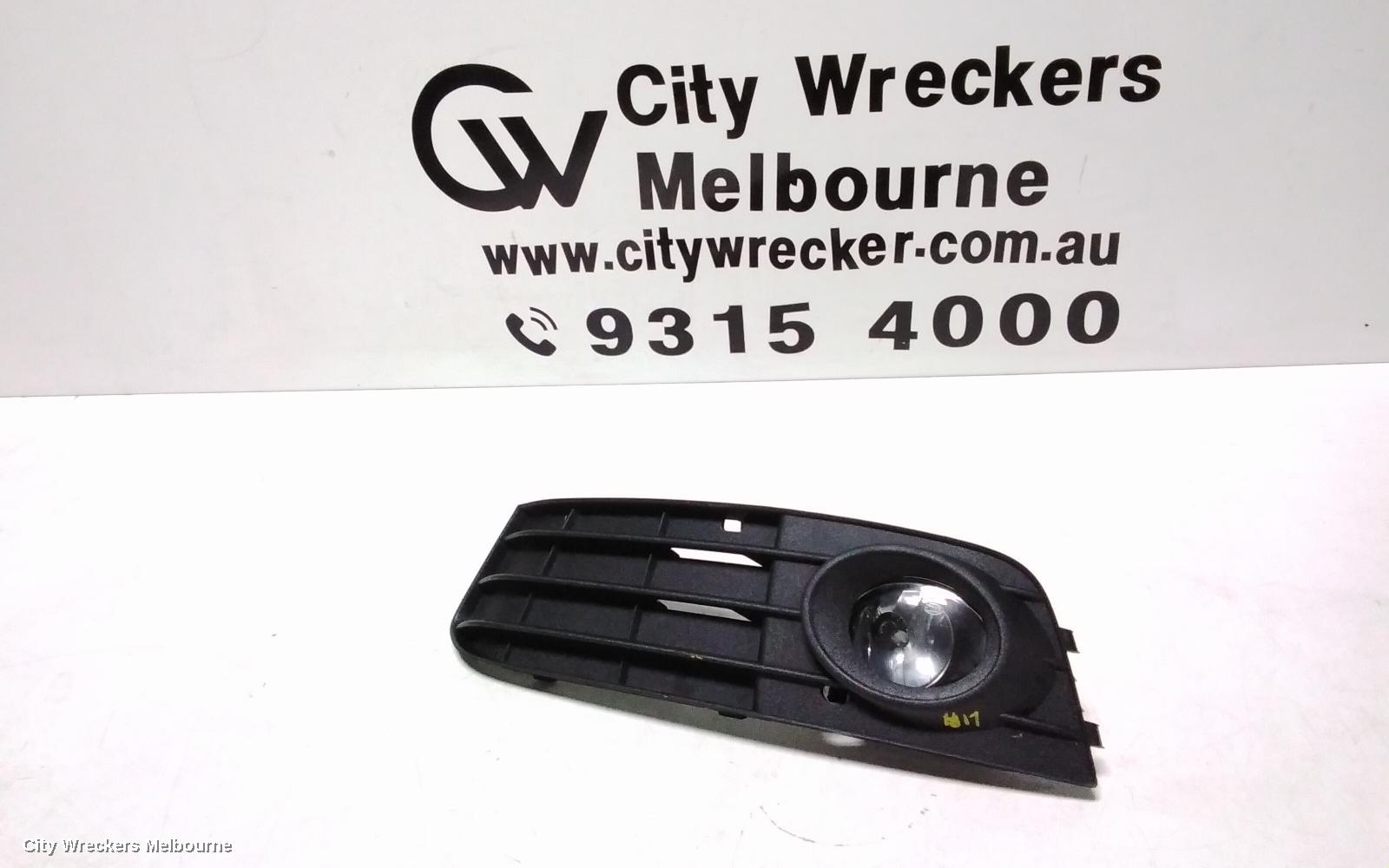 AUDI A4 LEFT INDICATOR/FOG/SIDE, BUMPER FOGLAMP, B8 8K, 02/2008 - 01/2012 - Image 1