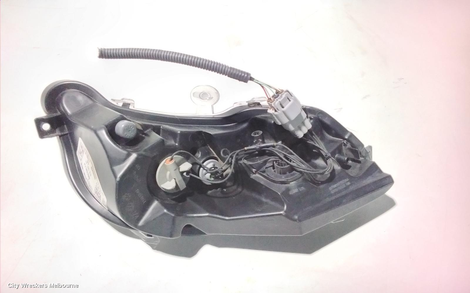 TOYOTA CAMRY LEFT INDICATOR/FOG/SIDE, BUMPER FLASHER, ASV50/AVV50, 05/2015 - 10/2017 - Image 3