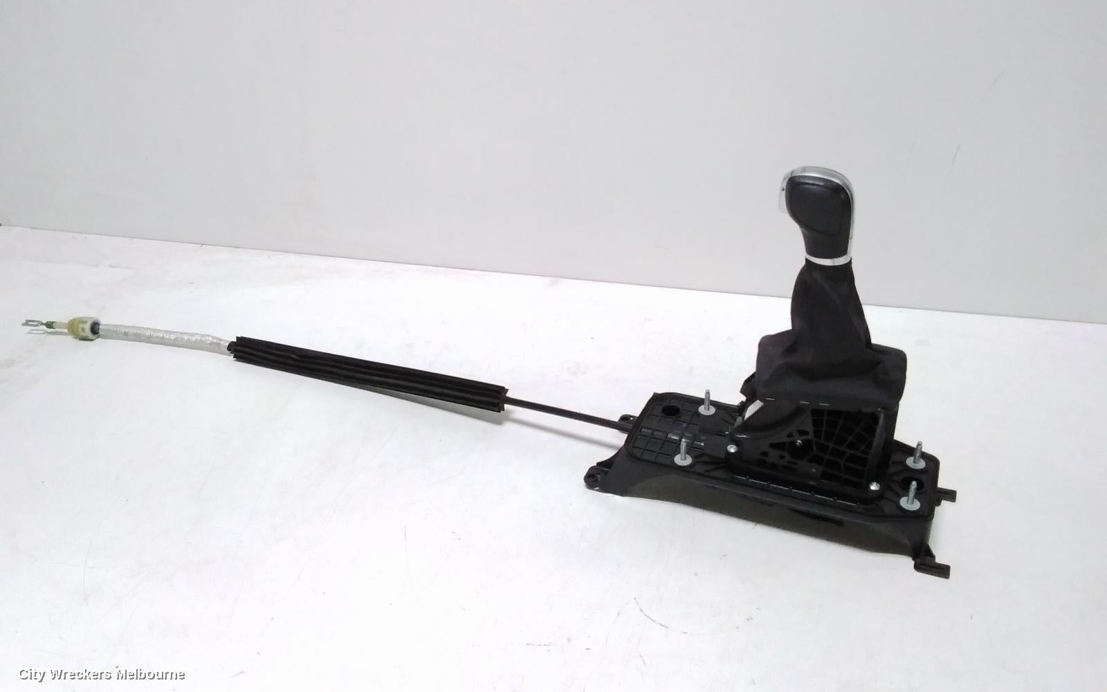 VOLKSWAGEN GOLF GEAR STICK/SHIFTER, AUTO SHIFTER, 6 SPEED, GEN 7, 12/2012 - 07/2017 - Image 2