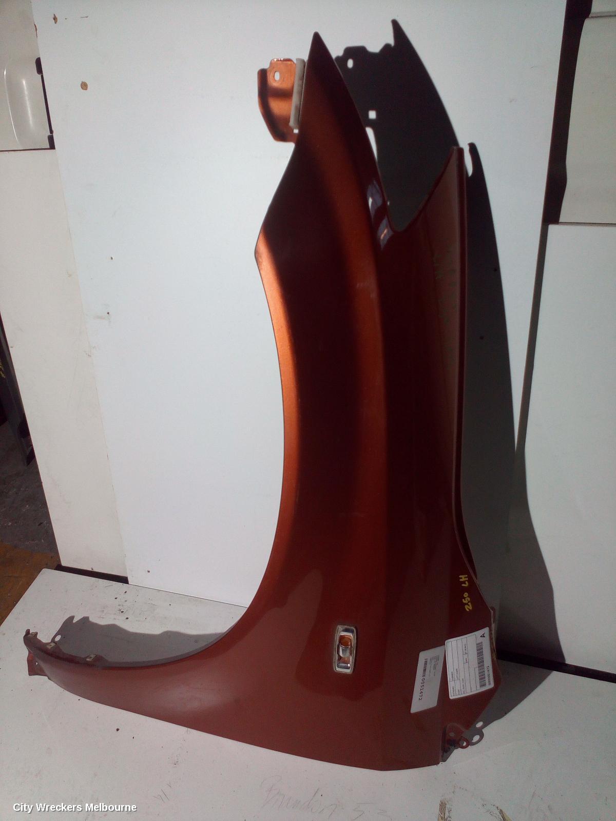 NISSAN MURANO LEFT GUARD, Z50, 05/2002 - 12/2008 - Image 2