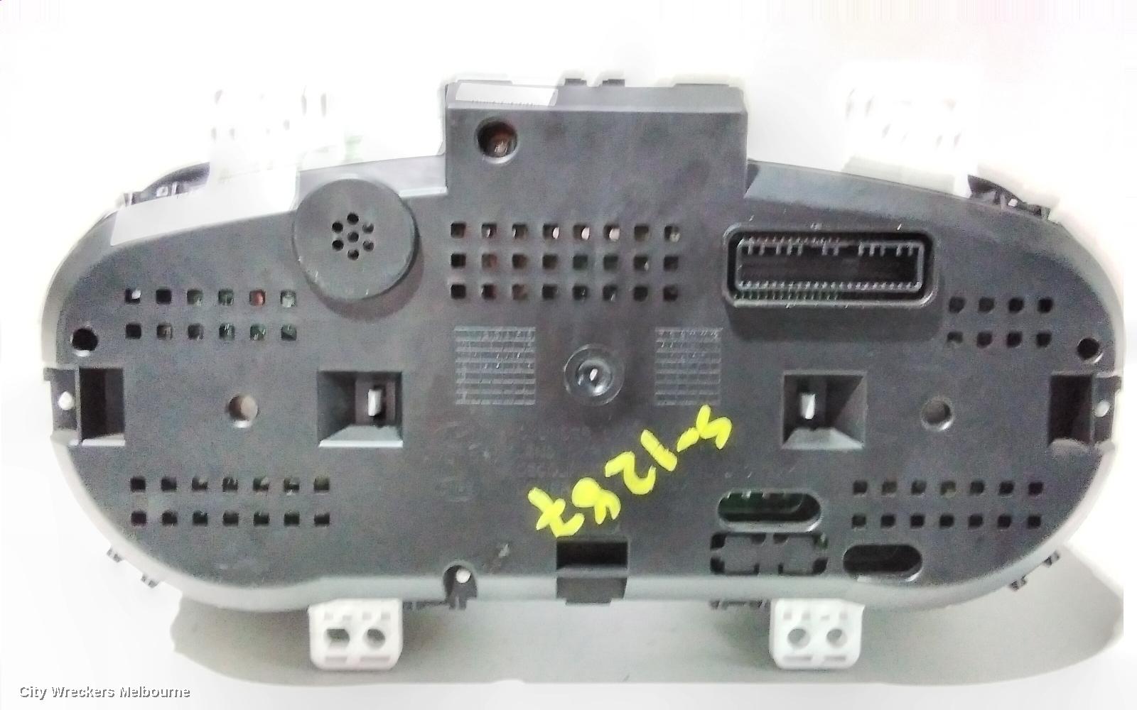 HYUNDAI I30 INSTRUMENT CLUSTER, PETROL, AUTO T/M, TACHO IS UP TO 8 TYPE, GD, 03/2012 - 02/2017 - Image 3