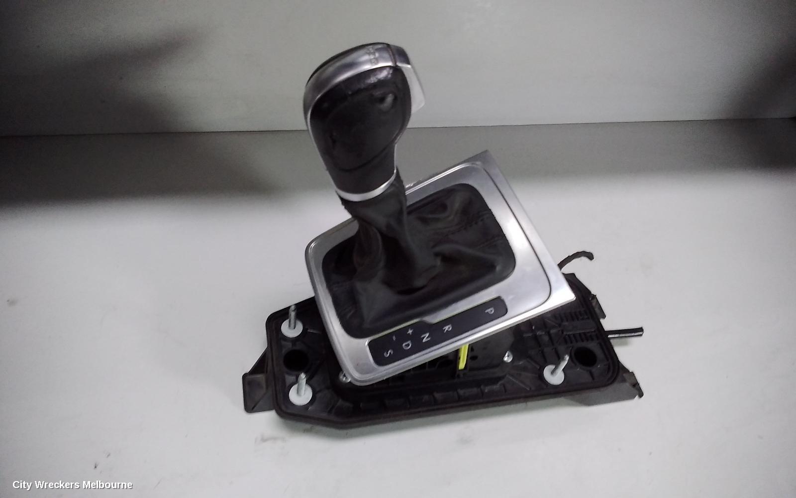VOLKSWAGEN PASSAT GEAR STICK/SHIFTER, 3C/MK6 B7, AUTO T/M, 04/2011 - 05/2015 - Image 1