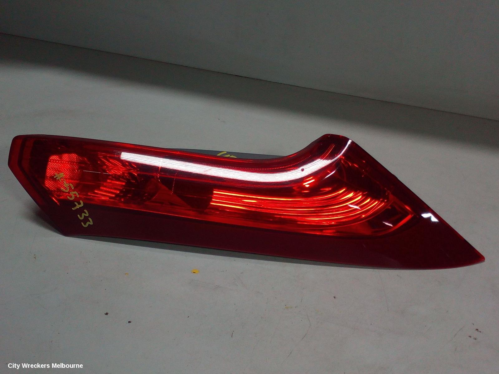 HONDA CRV RIGHT TAILLIGHT, RM, UPPER, PETROL TYPE, 11/2014 - 04/2017 - Image 3