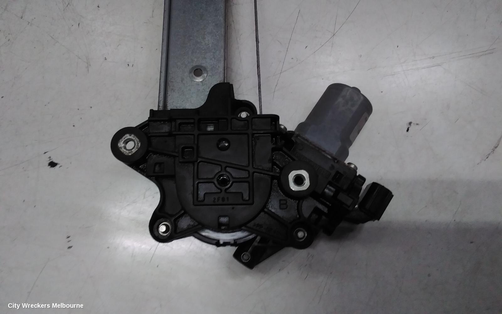 HONDA HRV LEFT FRONT WINDOW REG/MOTOR, RV, 12/2021 ONWARDS - Image 3