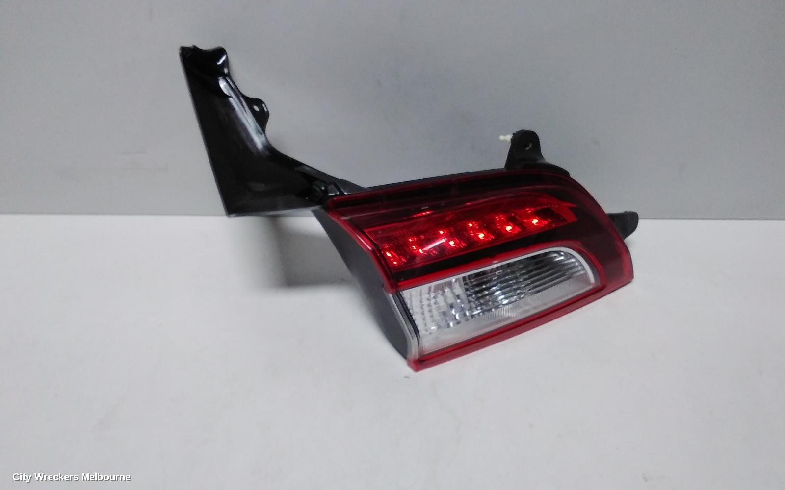 SUBARU OUTBACK REAR GARNISH, TAILGATE LAMP (LH SIDE), 6TH GEN, 08/2014 ONWARDS - Image 2