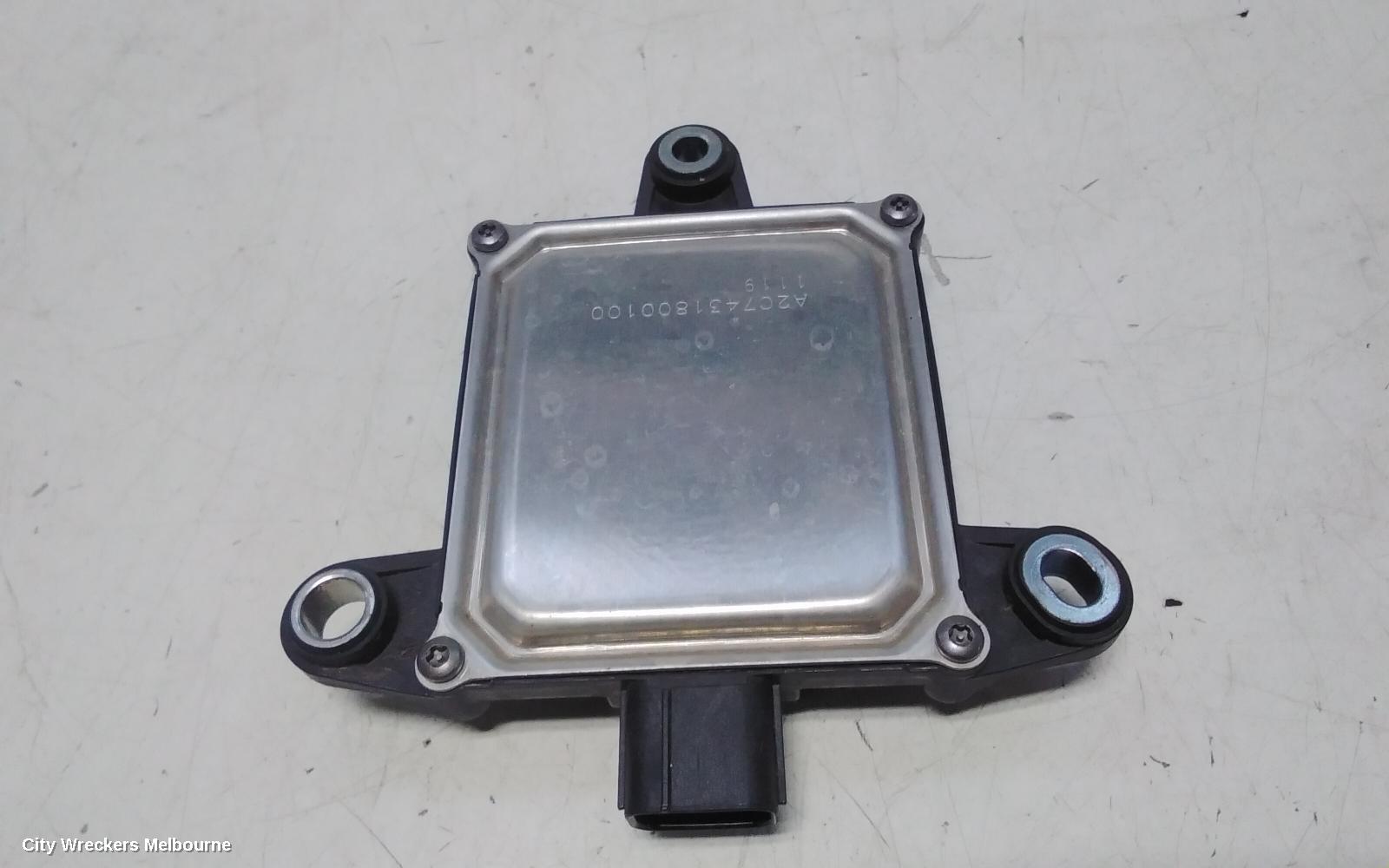 SUBARU OUTBACK, 6TH GEN, 08/2014 - 12/2020, 87611 VA031: 115470 - Image 3