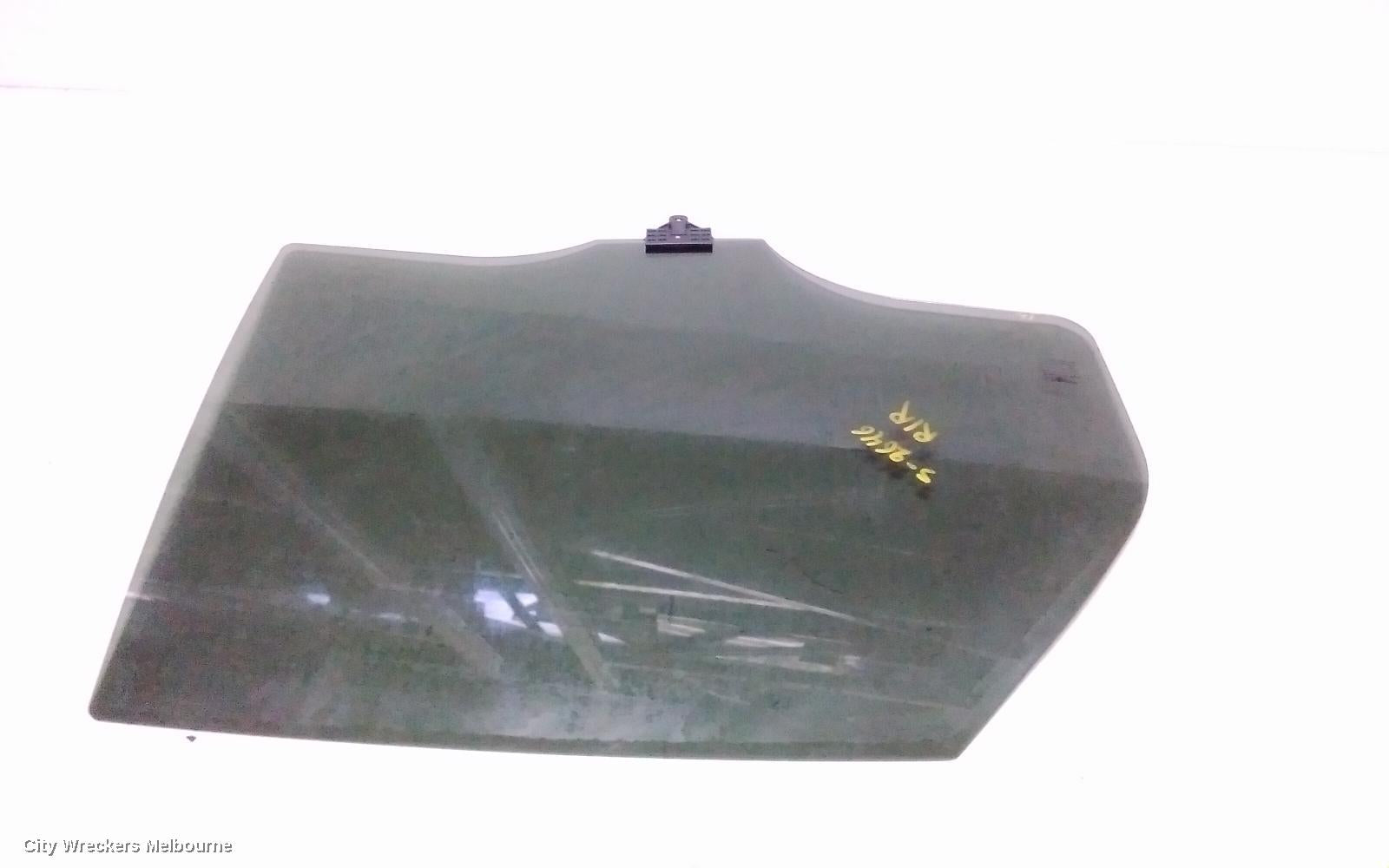 GENESIS GV70 RIGHT REAR DOOR WINDOW, JK, 03/2021 ONWARDS - Image 2