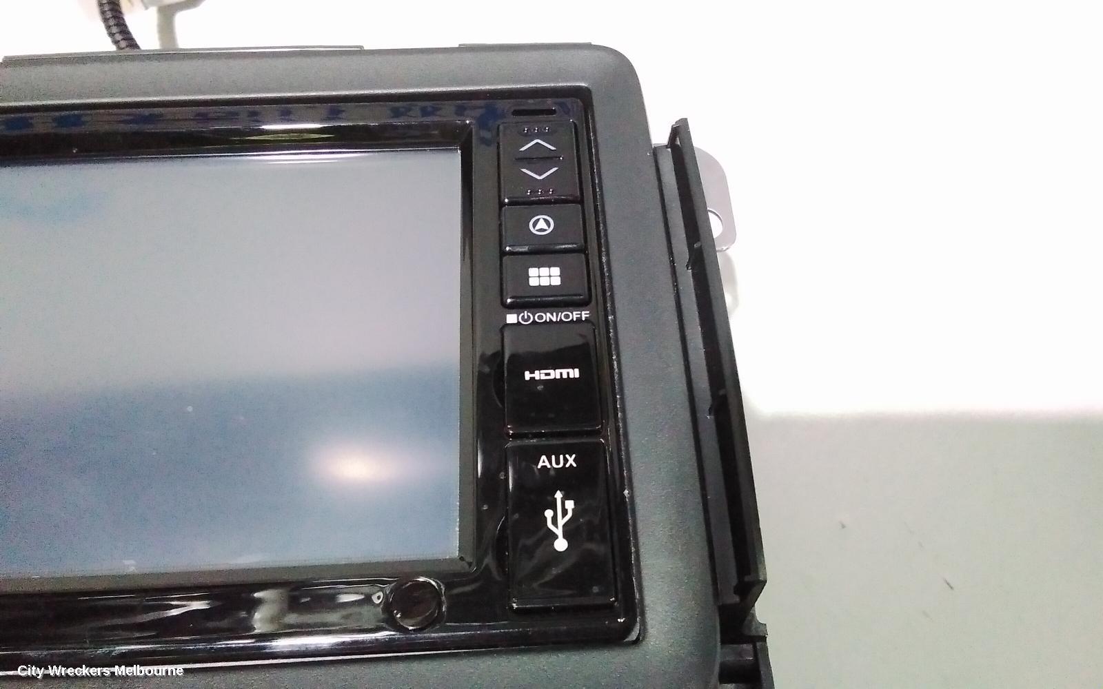 HONDA HRV RADIO/CD/DVD/SAT/TV, 7IN TOUCHSCREEN, W/ SAT NAV TYPE, RU5, 05/2017 ONWARDS - Image 3