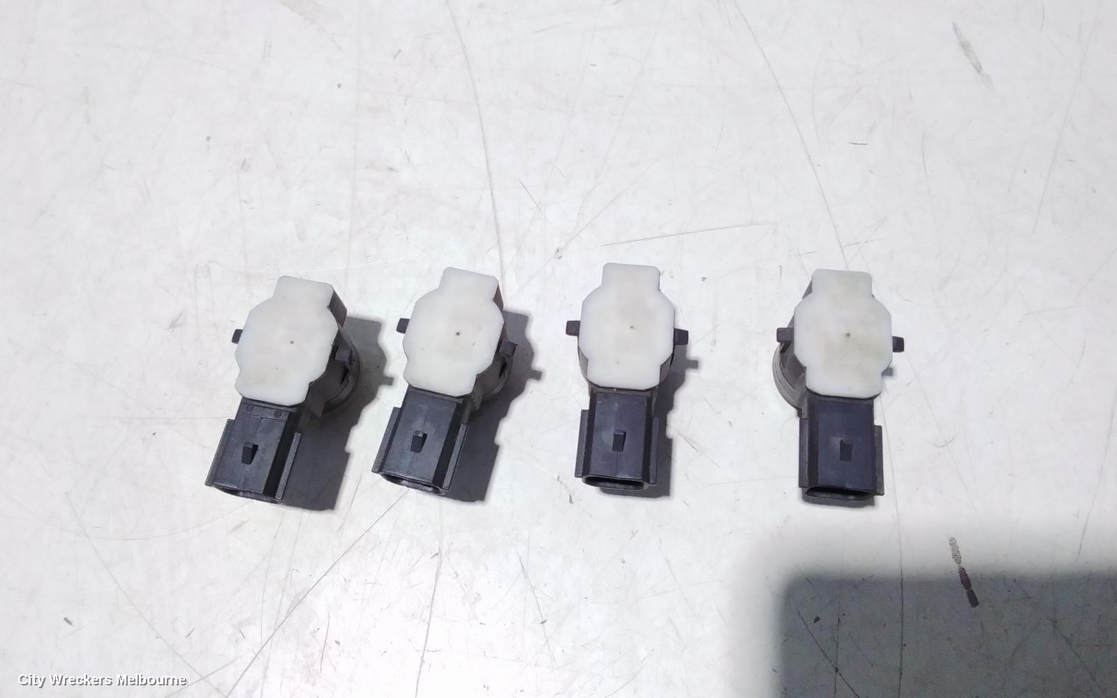 HOLDEN COMMODORE, VF, 05/2013 - 12/2017, CRUSH SENSOR  SET: 95498 - Image 3
