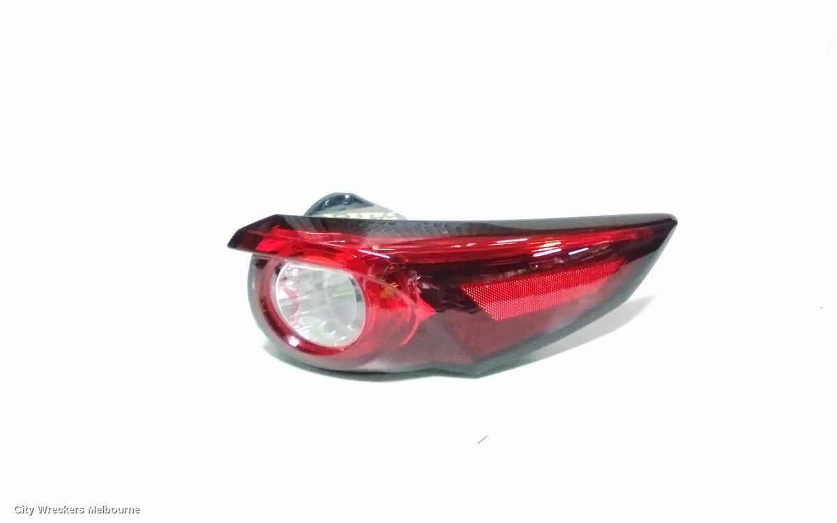 MAZDA CX9 RIGHT TAILLIGHT, TC, IN BODY, LED TYPE, 07/2016 - 12/2024 - Image 1