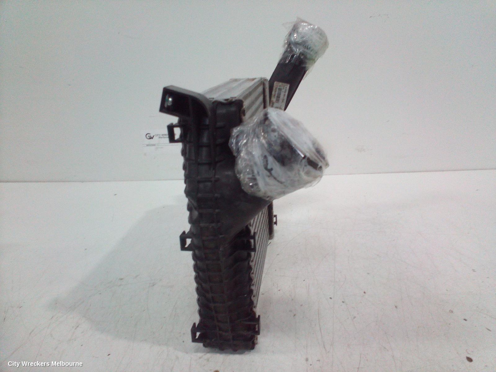 AUDI Q7 INTERCOOLER, DIESEL, 3.0, BUG/CASA/CJGA/CRCA CODE, RH SIDE, 4L, 09/2006 - 08/2015 - Image 3