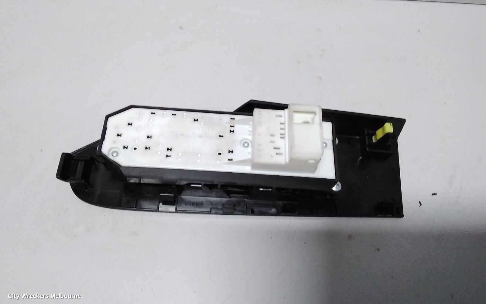 TOYOTA COROLLA PWR DR WIND SWITCH, RH FRONT (MASTER SWITCH), ZRE182R, HATCH, STANDARD, 10/2012 - 03/2015 - Image 3
