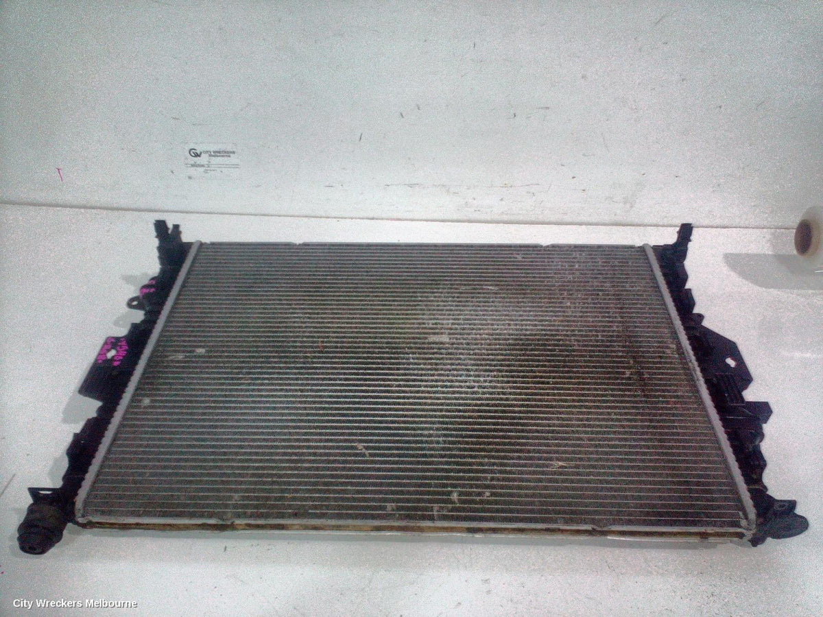 LAND ROVER DISCOVERY SPORT RADIATOR, AUTO, PETROL, 2.0, TURBO, L550, 01/2015 - 06/2019 - Image 2