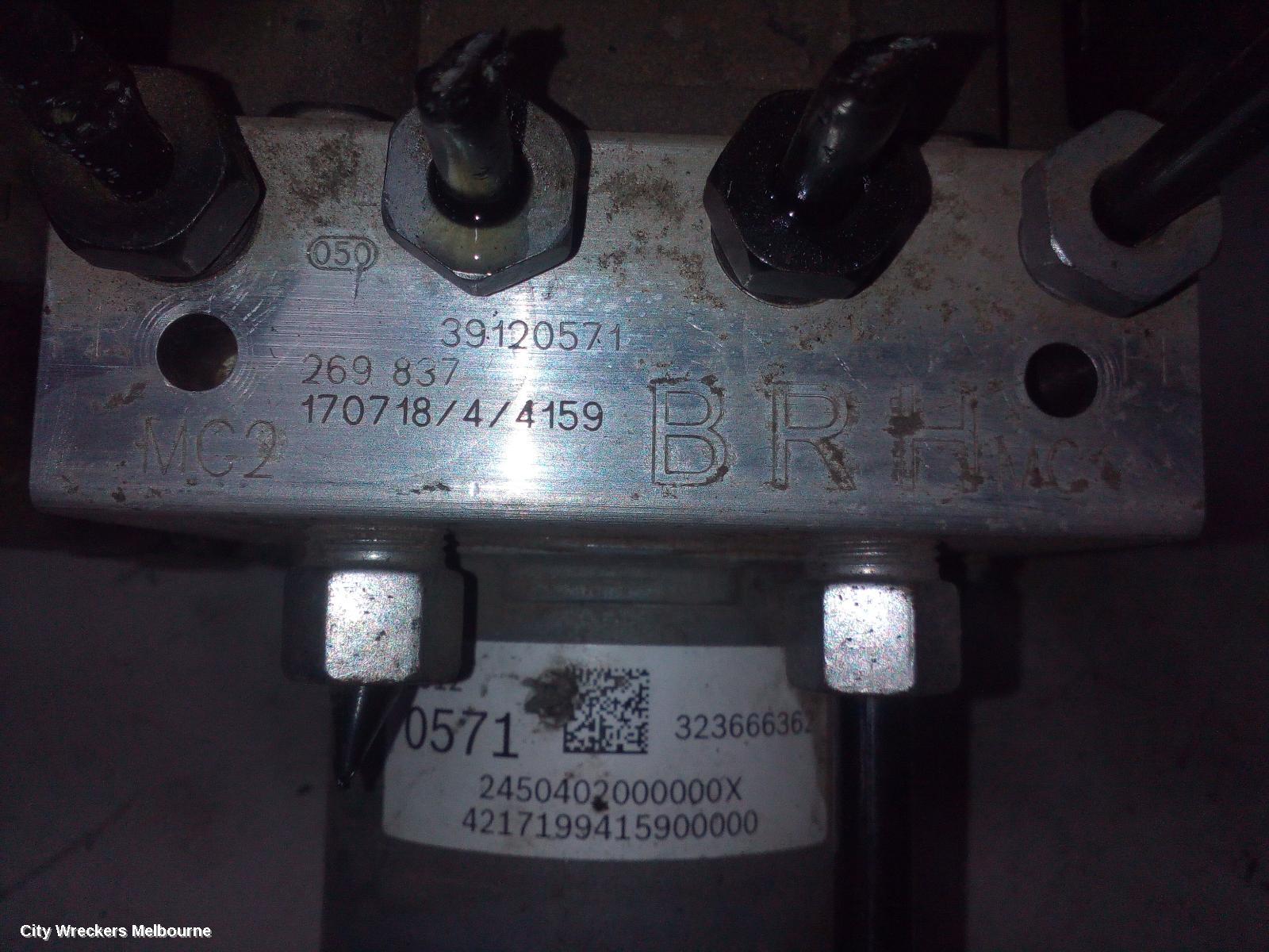HOLDEN ASTRA ABS PUMP/MODULATOR, BK-BL, 09/2016 - 12/2020 - Image 2